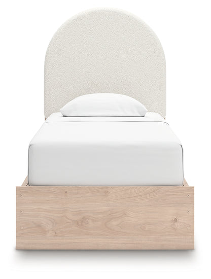 Arloster Bedroom