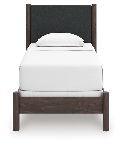Pamytta Bedroom