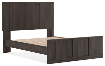 Shaehartin Bedroom