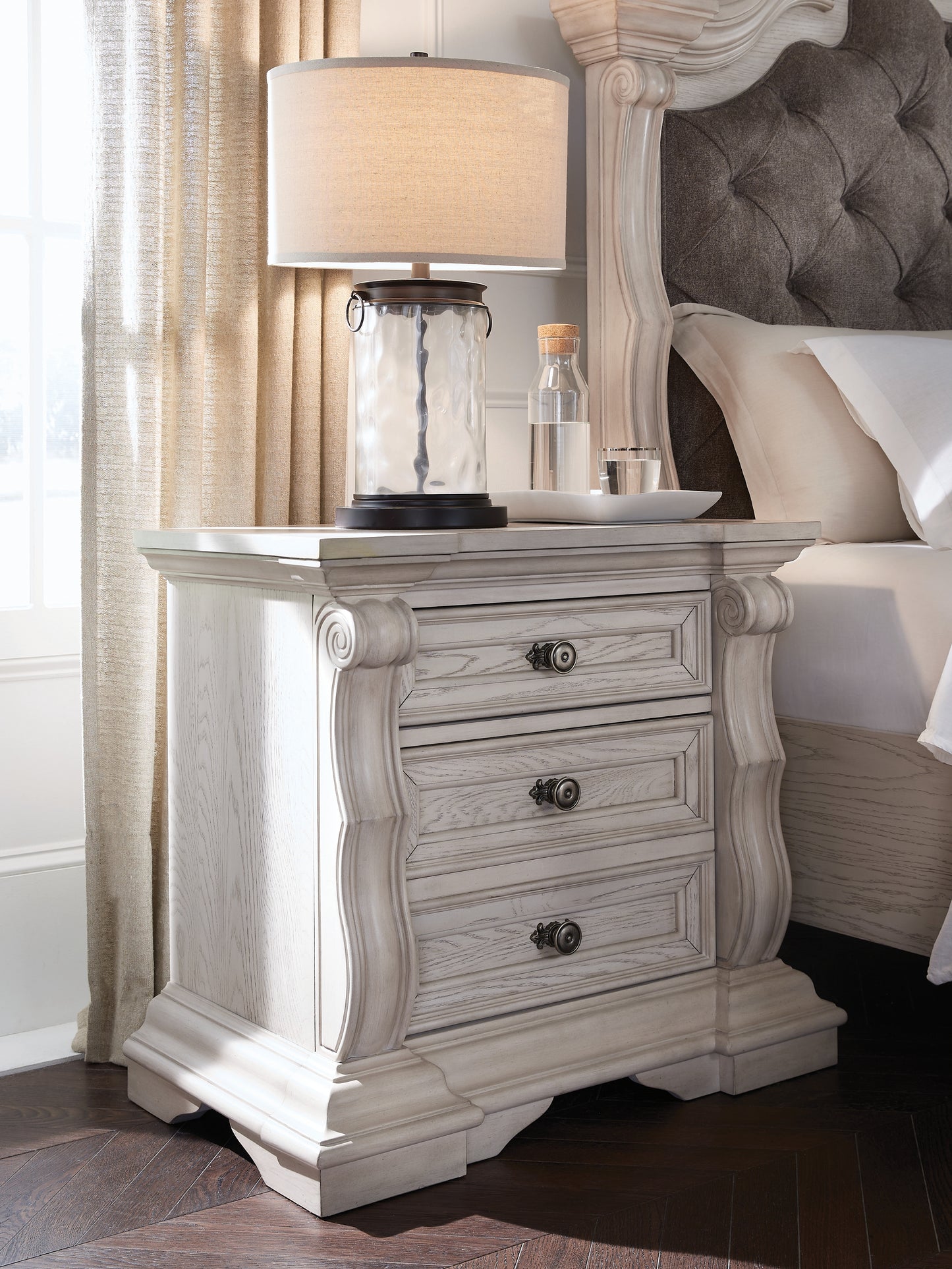 The Furniture Outlets - Ashley Furniture - Bruchandi Bedroom - King Upholstered Panel Bed / Antique White - PCB948B4