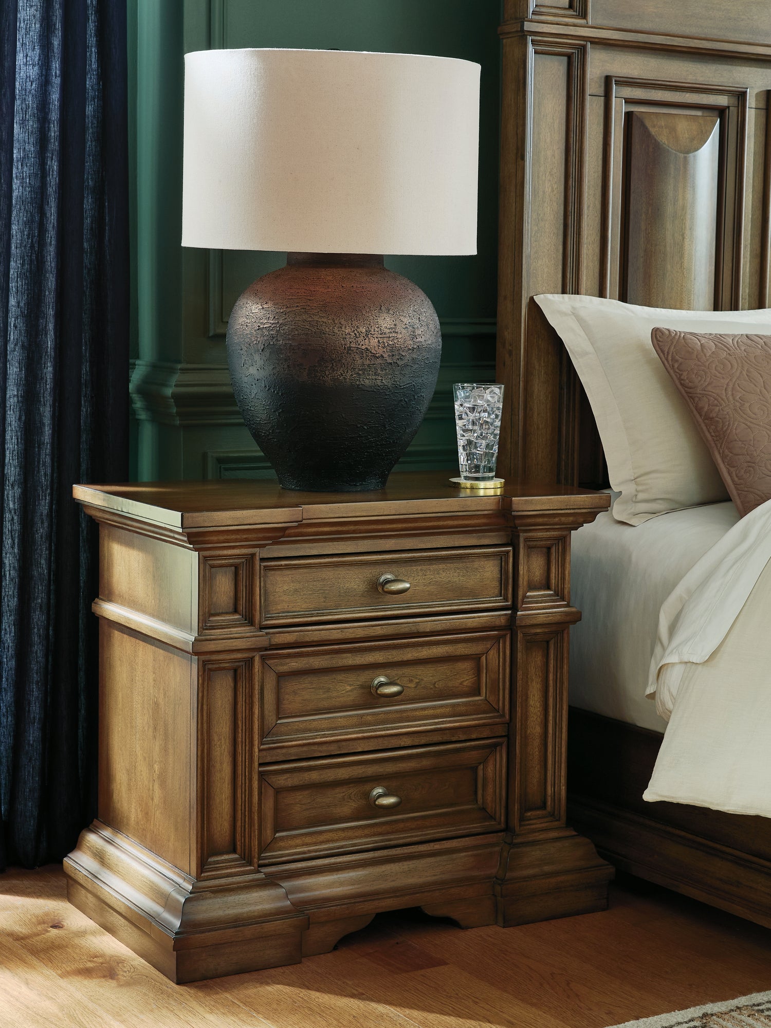 The Furniture Outlets - Ashley Furniture - Frantanna Bedroom - Three Drawer Night Stand / Brown - PCB949-93