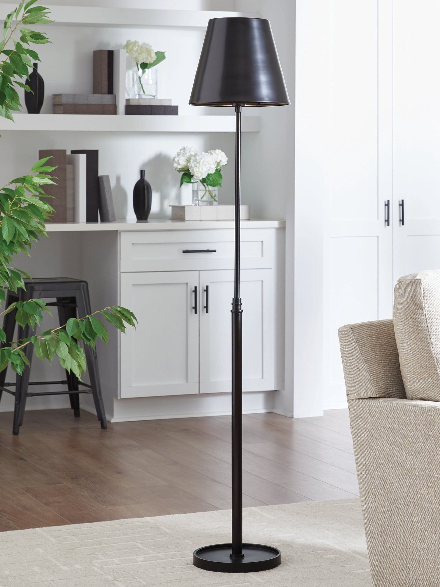 The Furniture Outlets - Ashley Furniture - Wimner Lighting - Metal Table Lamp (1/CN) / Antique Bronze Finish - L208464