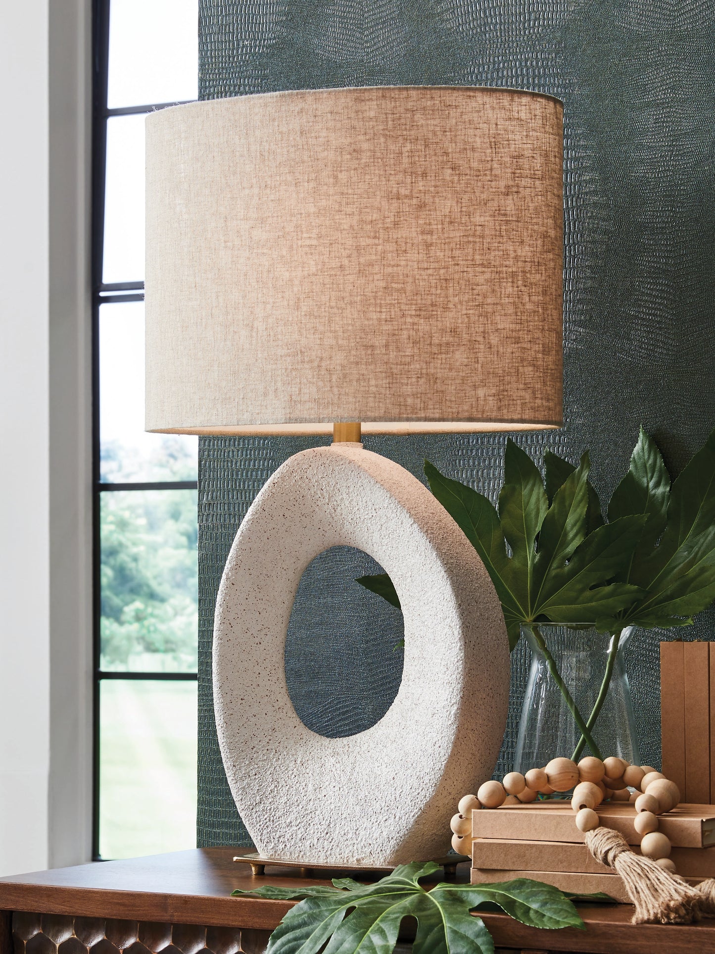 The Furniture Outlets - Ashley Furniture - Trentlen Lighting - Paper Table Lamp (1/CN) / Cream/Gold Finish - L235984