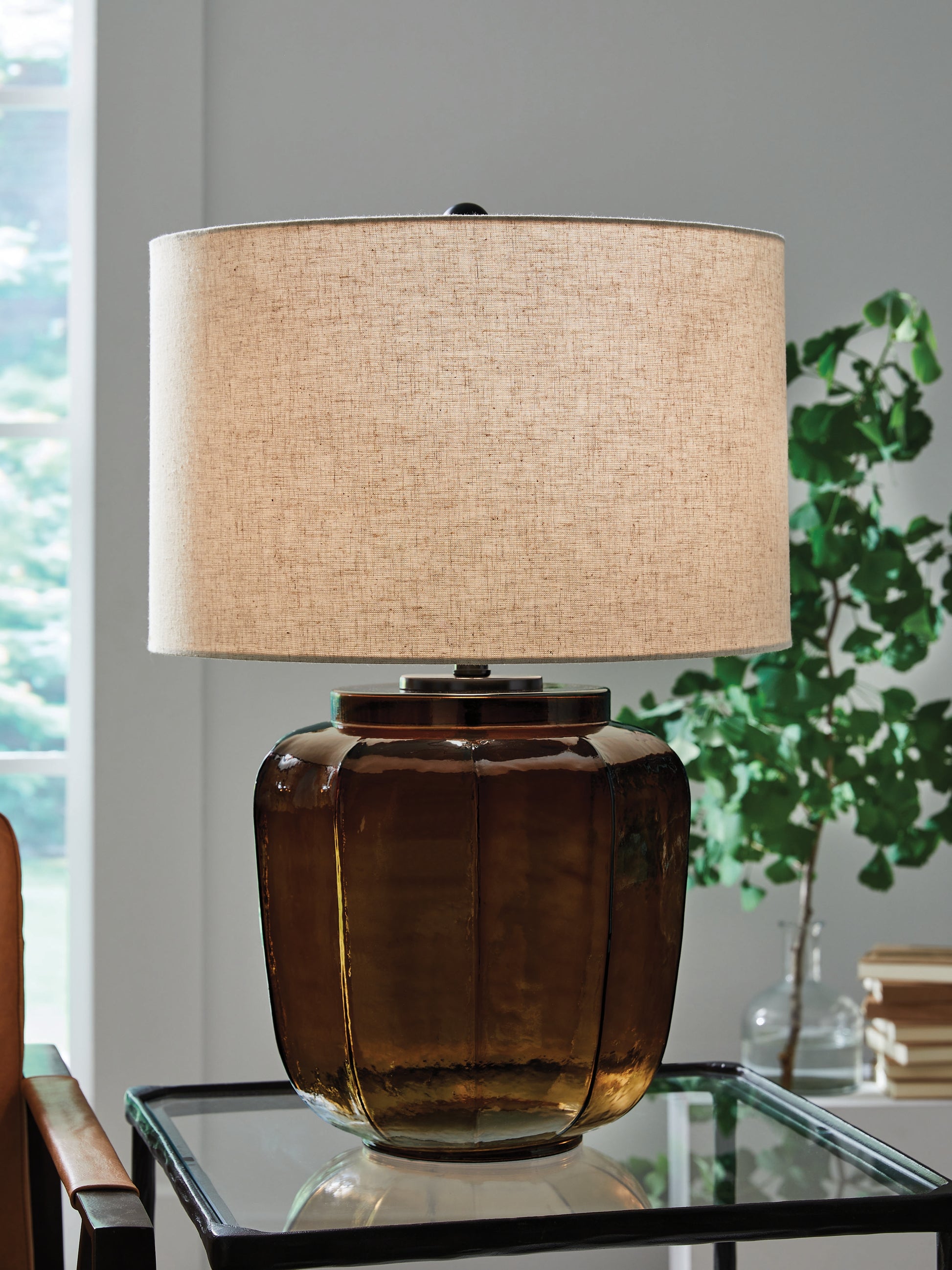 The Furniture Outlets - Ashley Furniture - Bainmore Lighting - Glass Table Lamp (1/CN) / Amber - L430914