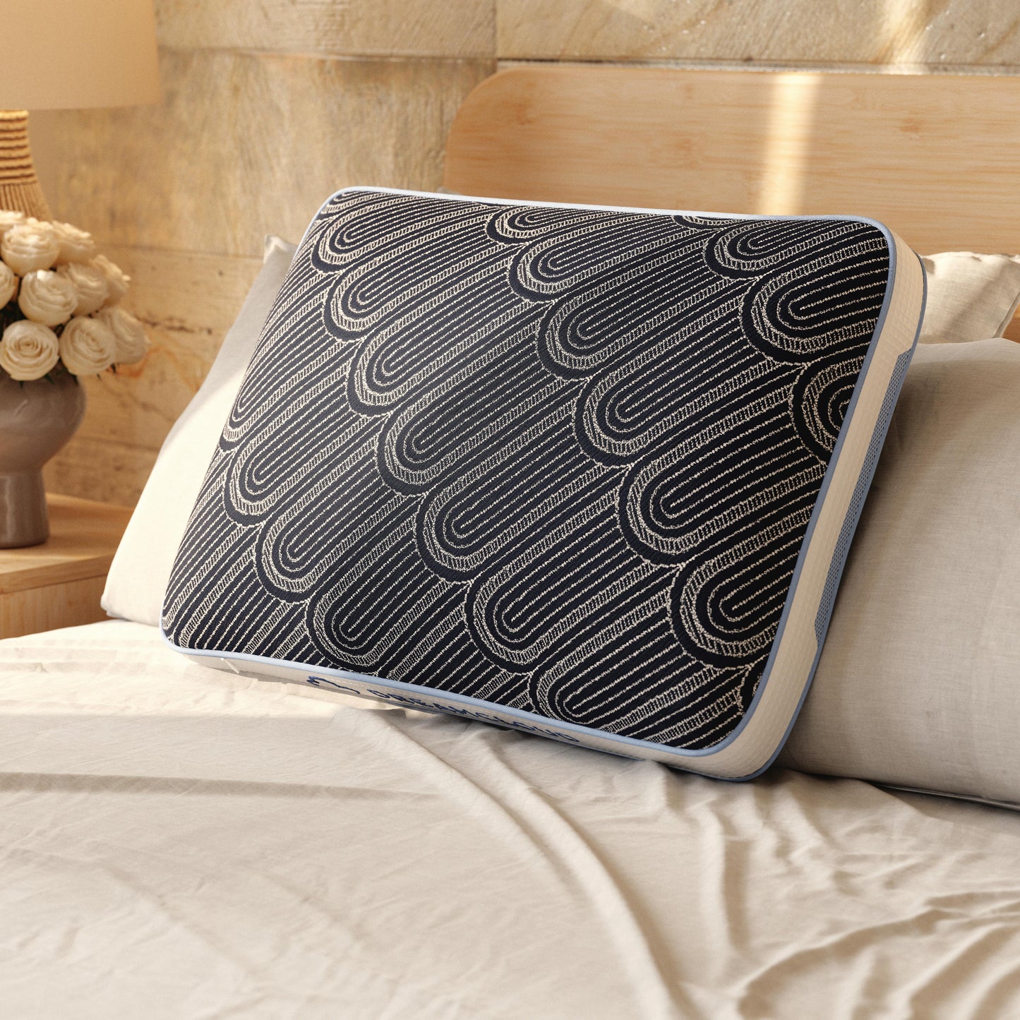 The Furniture Outlets - Ashley Furniture - DreamCloudTM Luxe Pillow (Set of 4) - Pillow (4/CS) - M88906