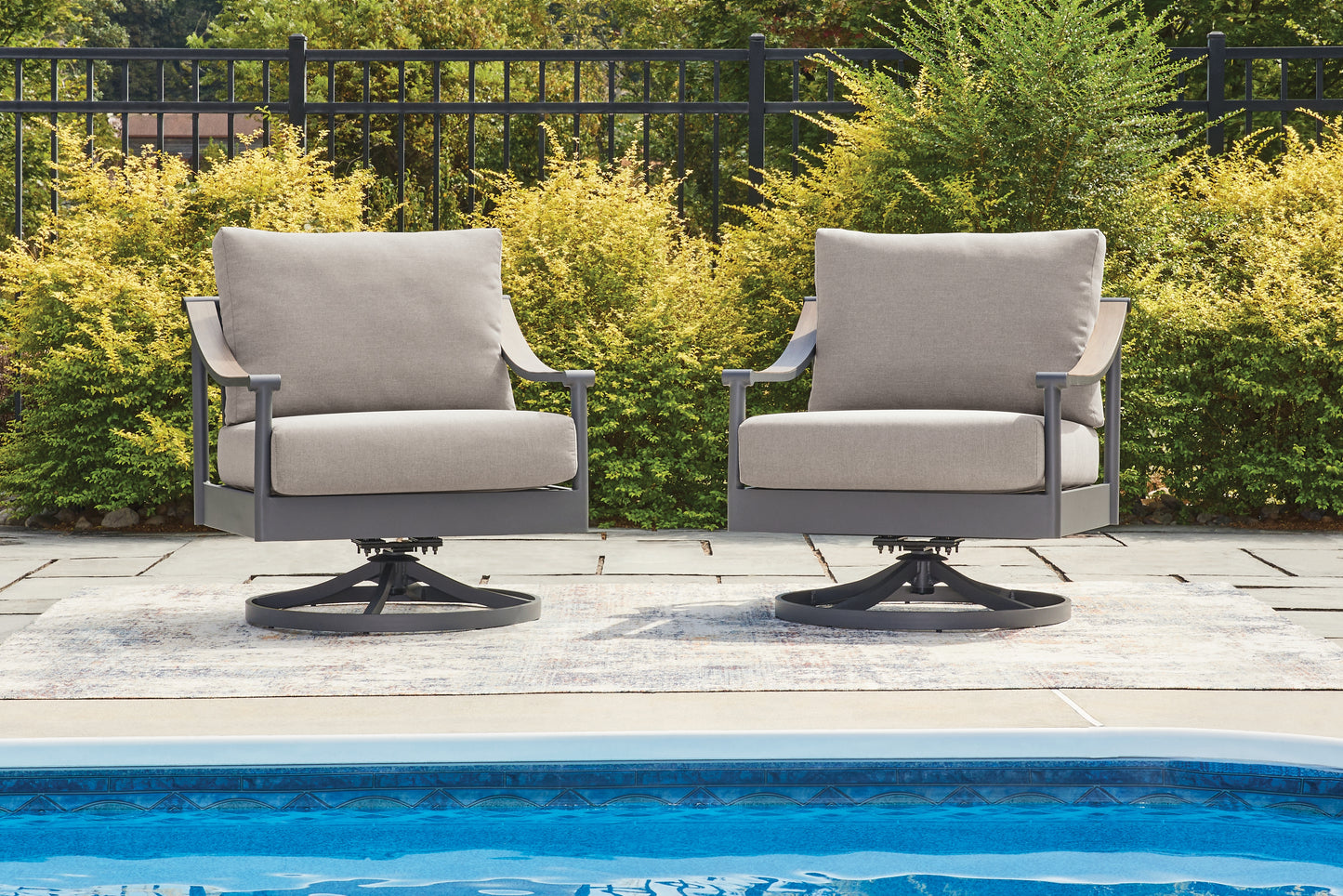 The Furniture Outlets - Ashley Furniture - Ocean Beach Outdoor - Swivel Lounge w/ Cushion - PCP510-821