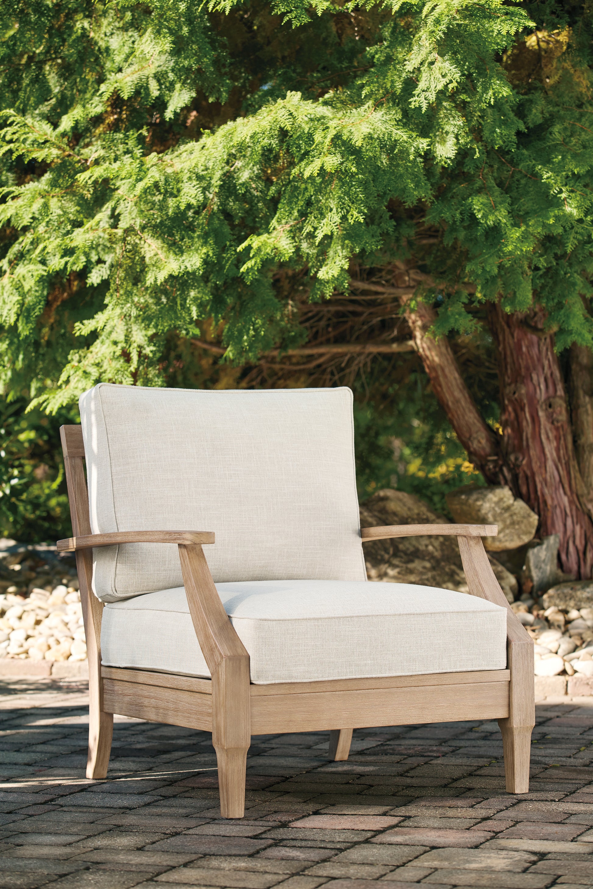 The Furniture Outlets - Ashley Furniture - Carter Hall Outdoor - Lounge Chair w/Cushion (1/CN) / Beige - P601-820