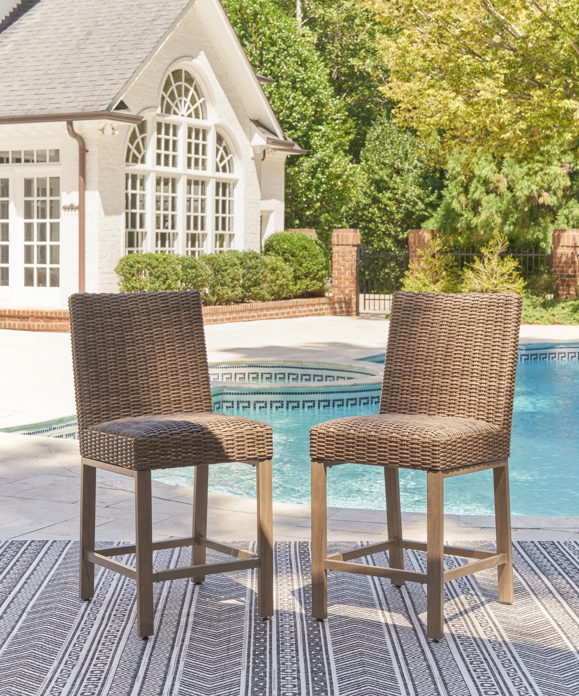 The Furniture Outlets - Ashley Furniture - Walton Bridge Outdoor - Barstool (Set of 2) / Driftwood - P749-130