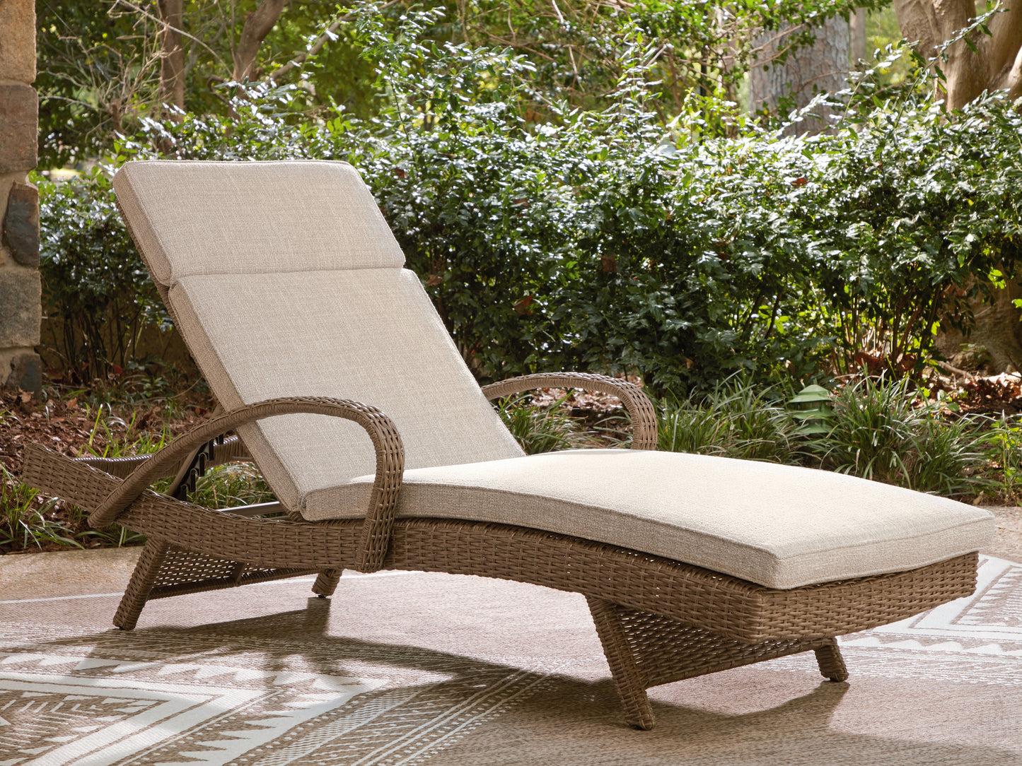 The Furniture Outlets - Ashley Furniture - Laguna Heights Outdoor - Chaise Lounge with Cushion / Beige - PCP790-815