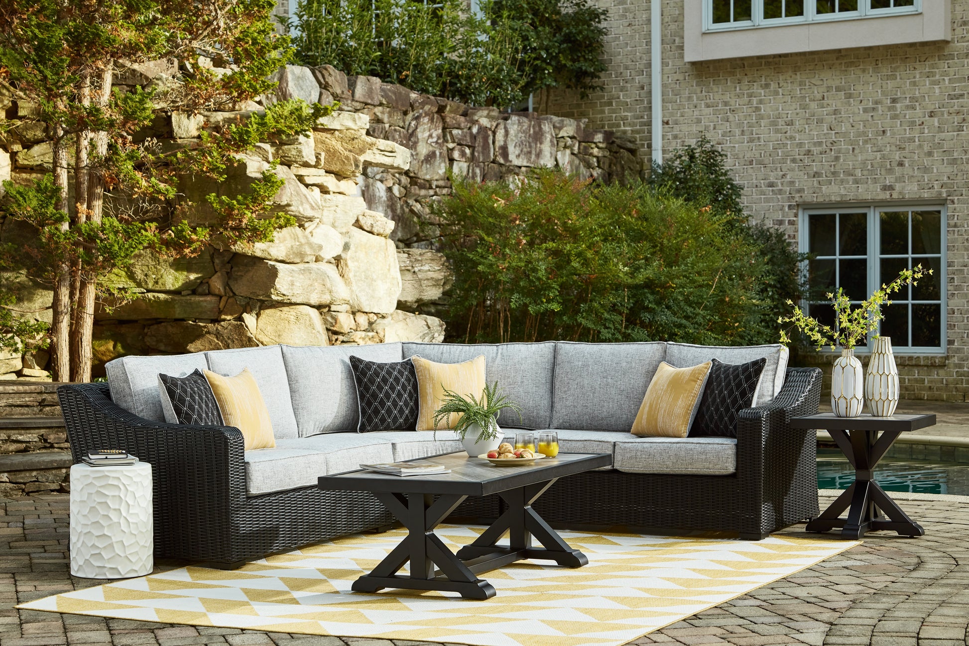 The Furniture Outlets - Ashley Furniture - Beachcroft Outdoor - 3-Piece Outdoor Sectional / Black/Light Gray - P792P1