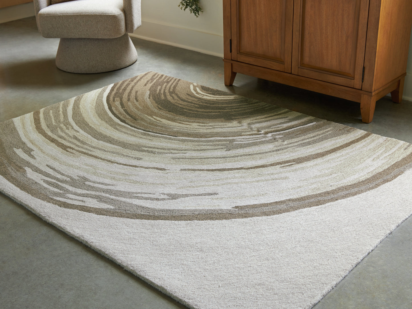 The Furniture Outlets - Ashley Furniture - Rizwana Rug - 5' x 7' Area Rug / Ivory/Brown/Gray - R407762