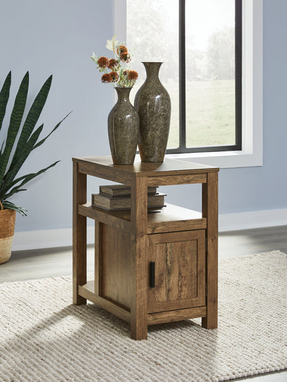 The Furniture Outlets - Ashley Furniture - Fendenmore Chairside End Table - Chair Side End Table / Brown - T190-117