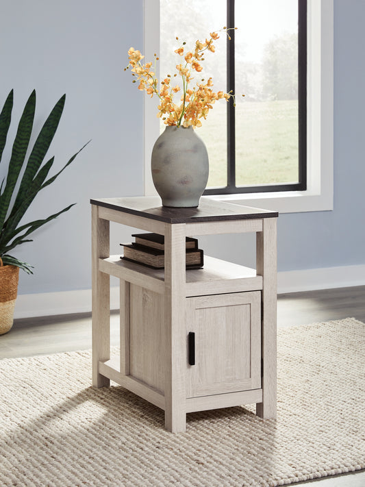 The Furniture Outlets - Ashley Furniture - Fendenmore Chairside End Table - Chair Side End Table / Two-tone - T190-217