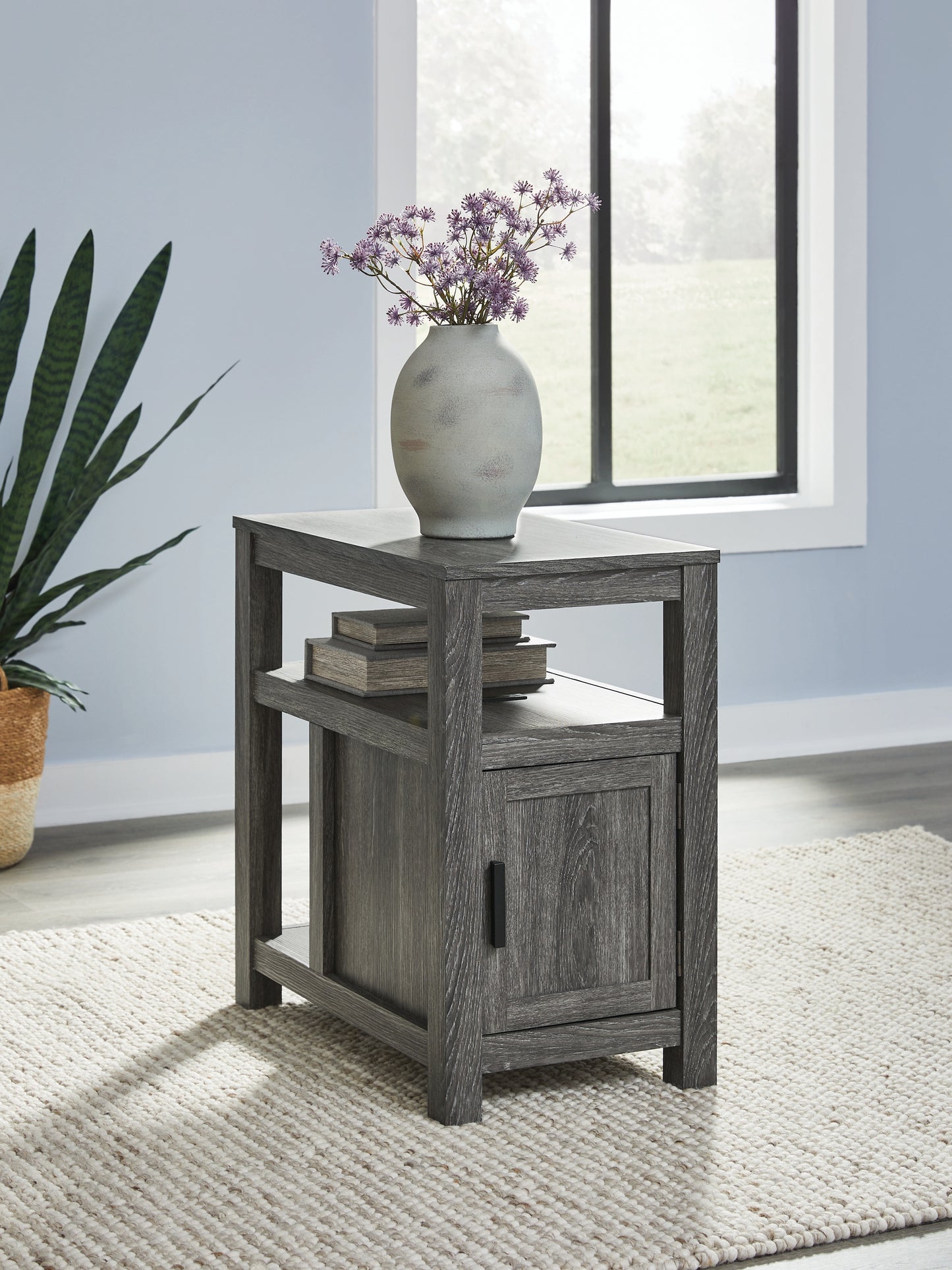 The Furniture Outlets - Ashley Furniture - Fendenmore Chairside End Table - Chair Side End Table / Brown/Gray - T190-317