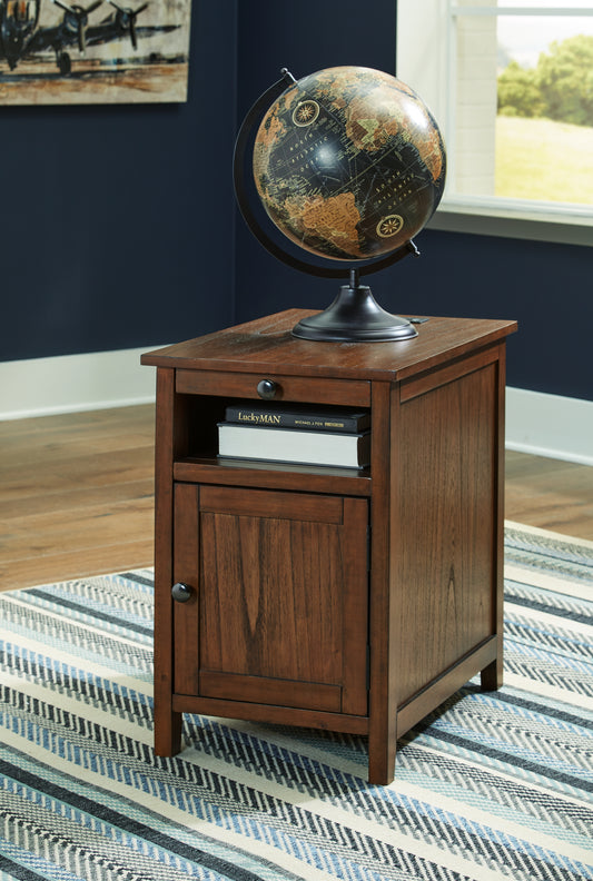 The Furniture Outlets - Ashley Furniture - Treytown Chairside End Table - Chair Side End Table / Gray - T300-317